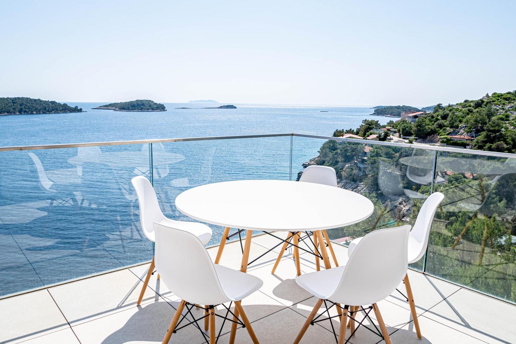 Sunset Apartment